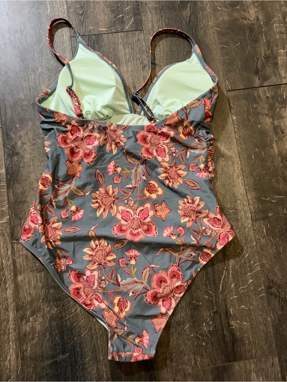Cupshe Floral One-Piece Swimsuit in Slate Blue and Pink - Picture 4 of 5